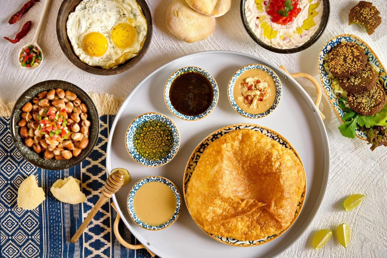 Benben By Dhara Hotels - Adults Only Asuán Exterior foto A typical breakfast in Tunisia